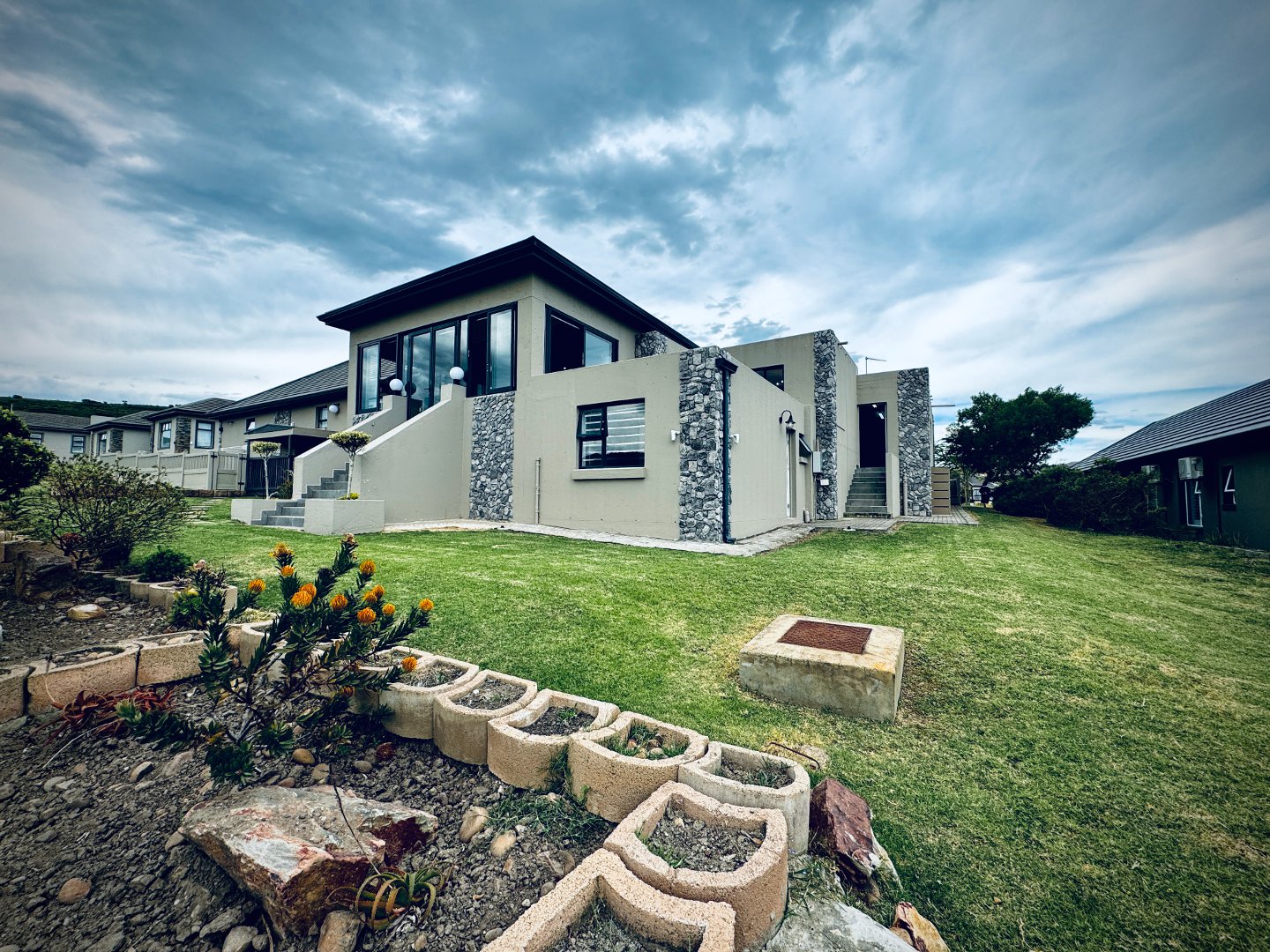6 Bedroom Property for Sale in Num Num Cape Estate Western Cape